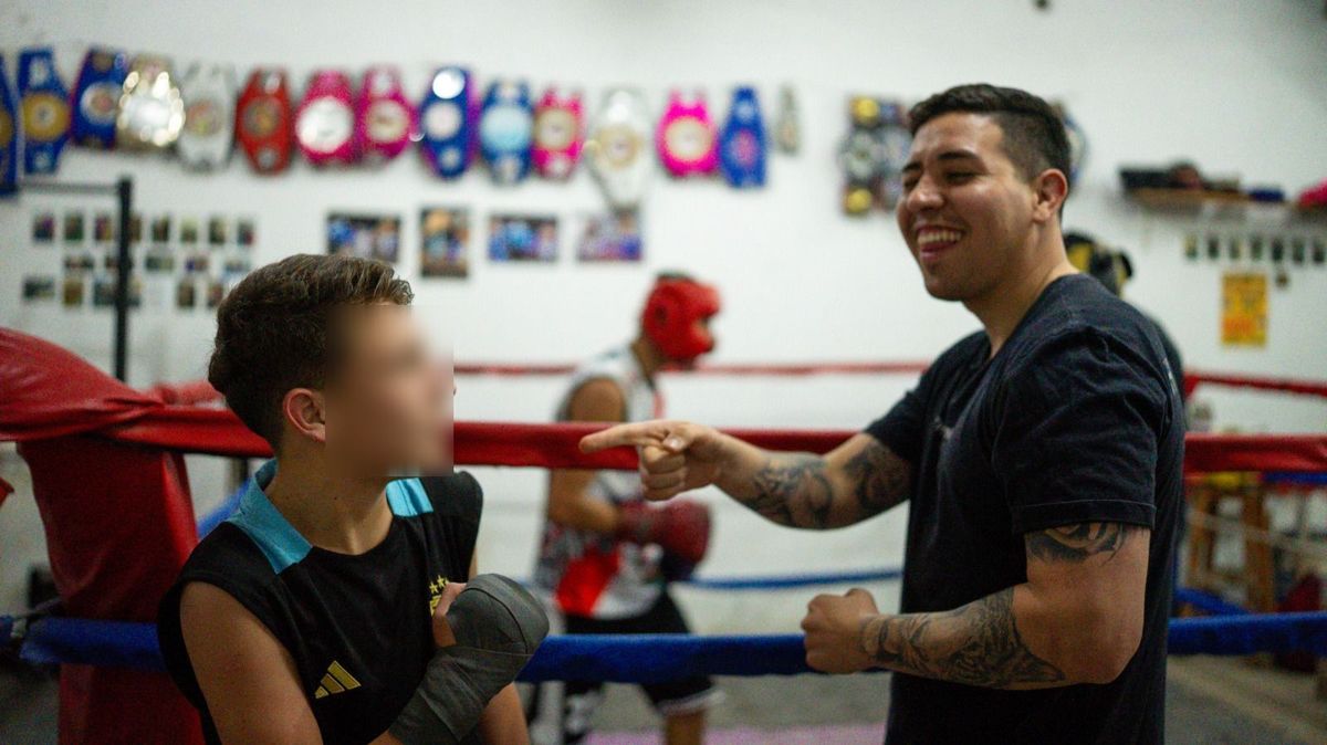Alejandro y Danilo viven en Longchamps, Almirante Brown.