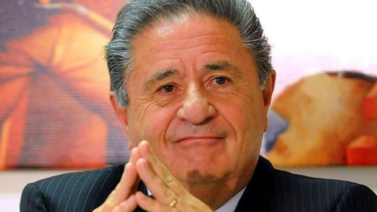 Eduardo Duhalde participará en la presentación de un libro sobre su gobernación en la UNLa