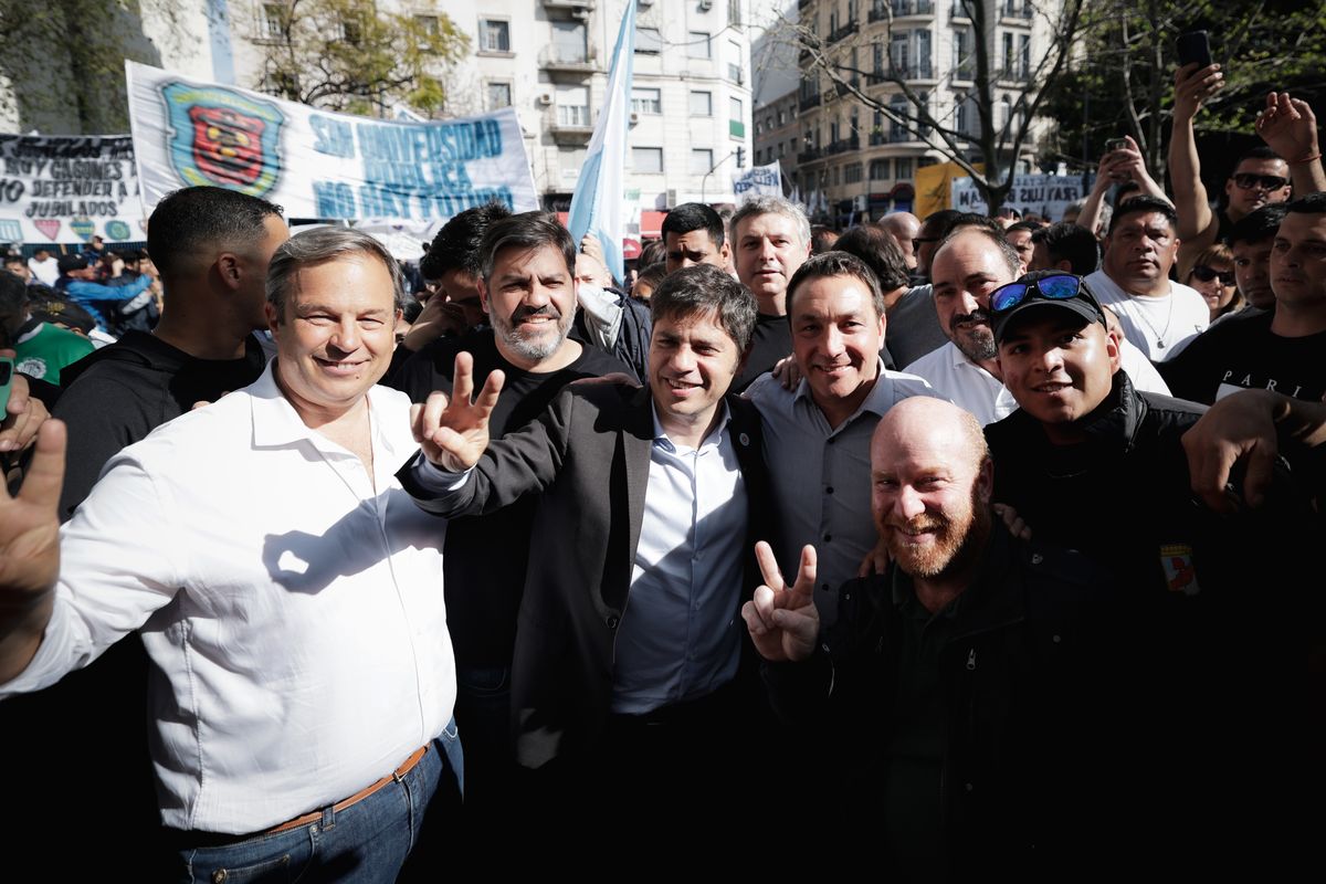 También formó parte el gobernador Axel Kicillof. 