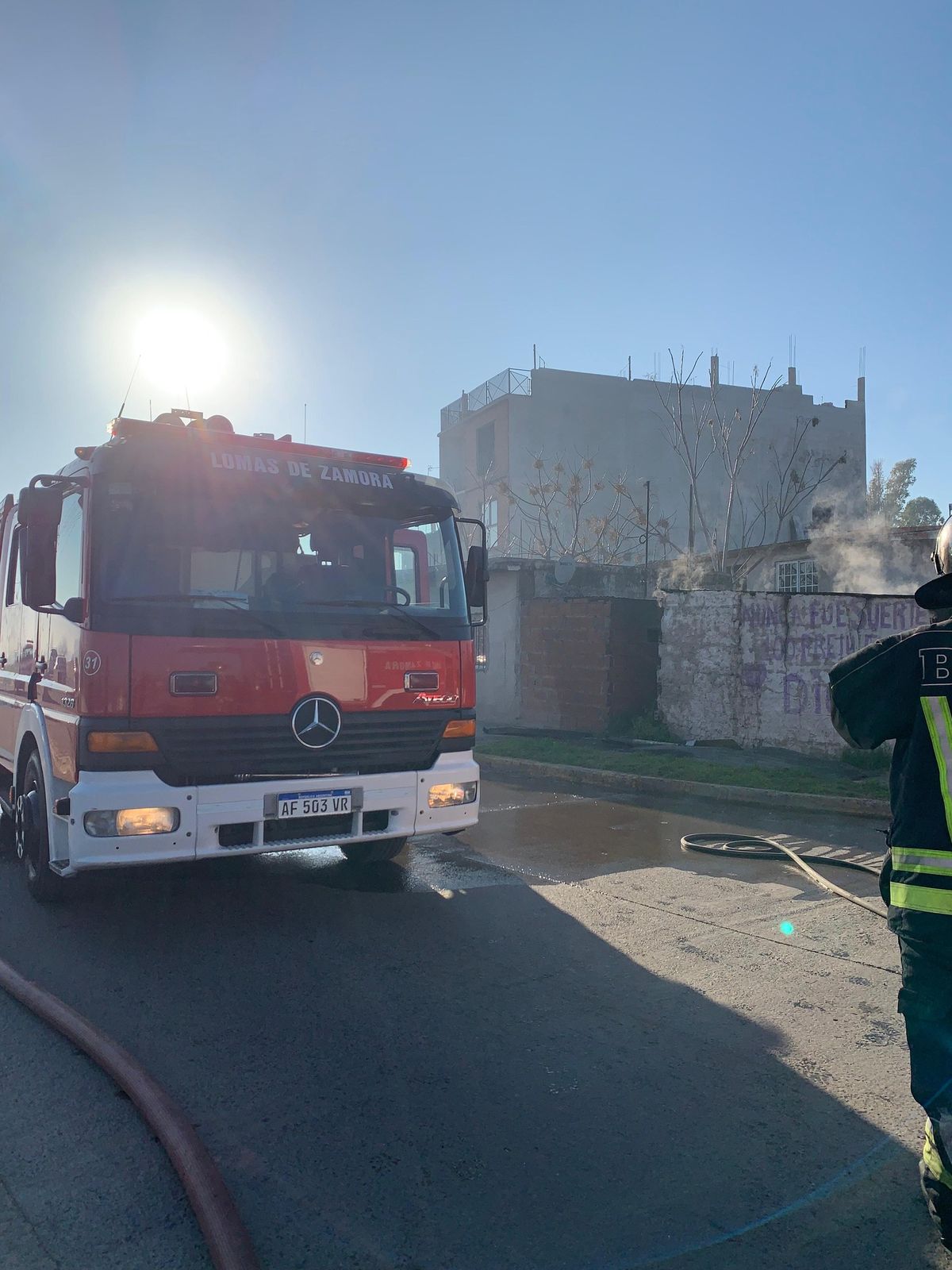 Los Bomberos de Lomas de Zamora trabajaron en el lugar.