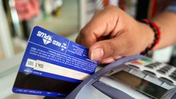aumentan un 30% los limites para compras con tarjetas de credito