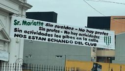 conflicto con trabajadores del club banfield: pintadas y pasacalles contra la dirigencia