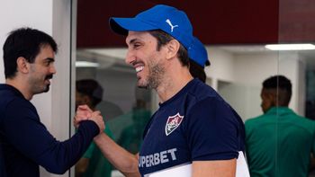 Tras una operación del corazón, Luis Zubeldía, ex Lanús, volvió a dirigir y ganó el clásico