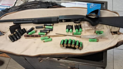 lanus: detuvieron a un hombre por amenazar a su ex mujer con una escopeta