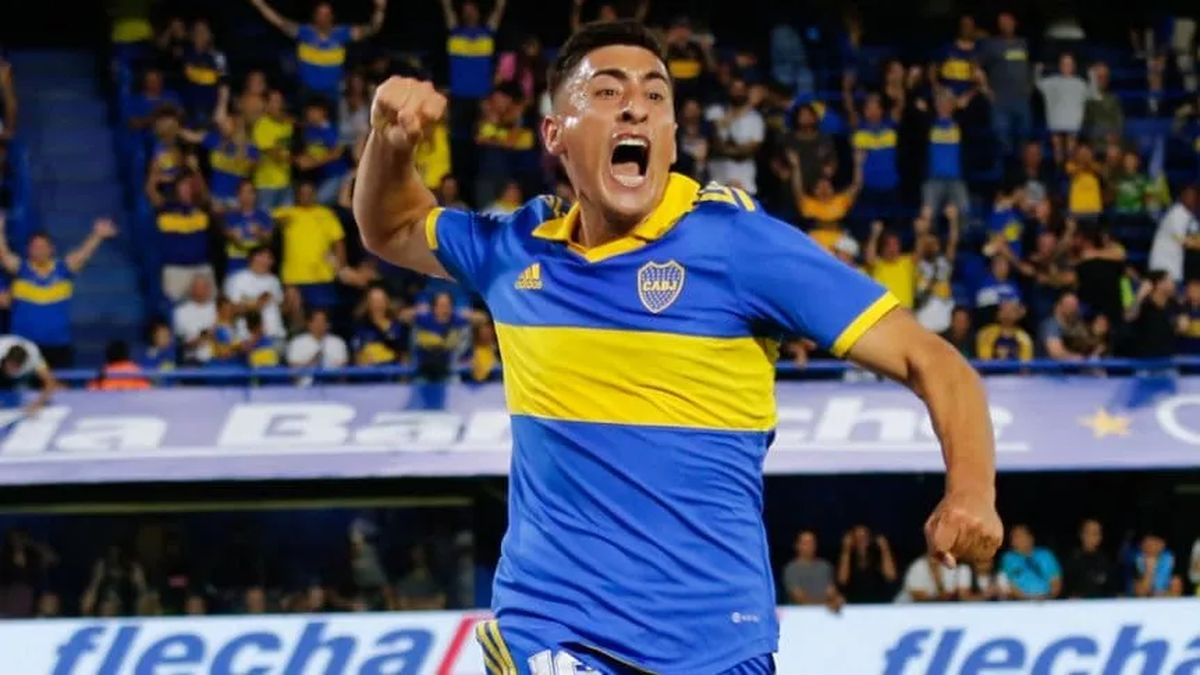 Miguel Merentiel, una de las figuras de Boca, pasó por San Vicente.