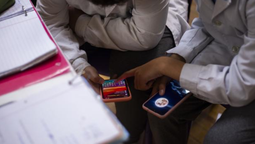 los chicos y el exceso con las pantallas, un drama que atraviesa a padres, docentes y autoridades