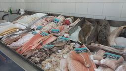 El precio del pescado aumentó considerablemente en la ciudad durante los últimos días. 