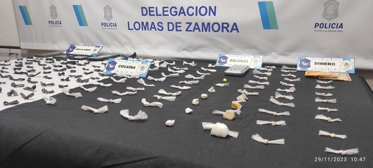 Allanamientos y detenciones: cayó una banda que vendía droga en Lomas y Lanús