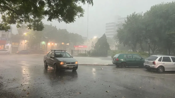 Alerta por tormentas y granizo en la región este jueves