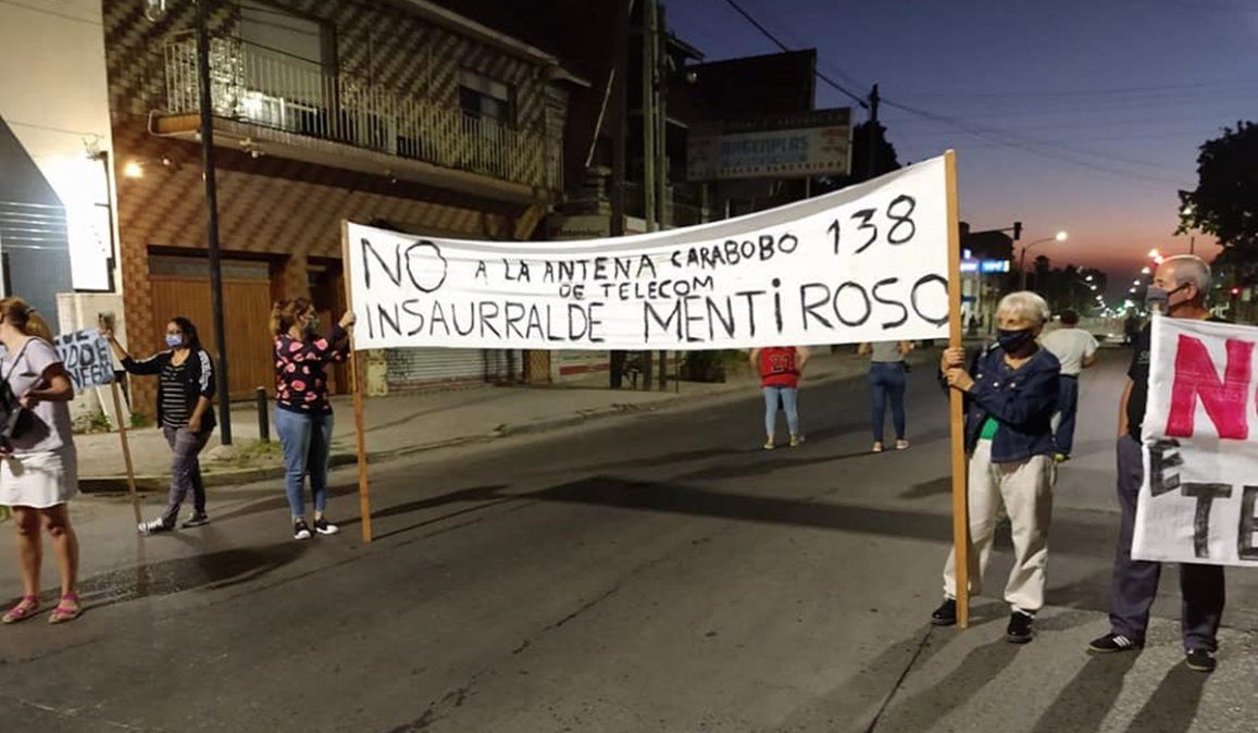Reclamo de los vecinos al intendente de Lomas de Zamora.