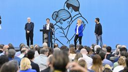 acto de kicillof en la quinta por el 17 de octubre: tenemos la responsabilidad de frenar a milei