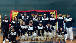 equipo de artes marciales de monte grande se trajo varios trofeos de chaco