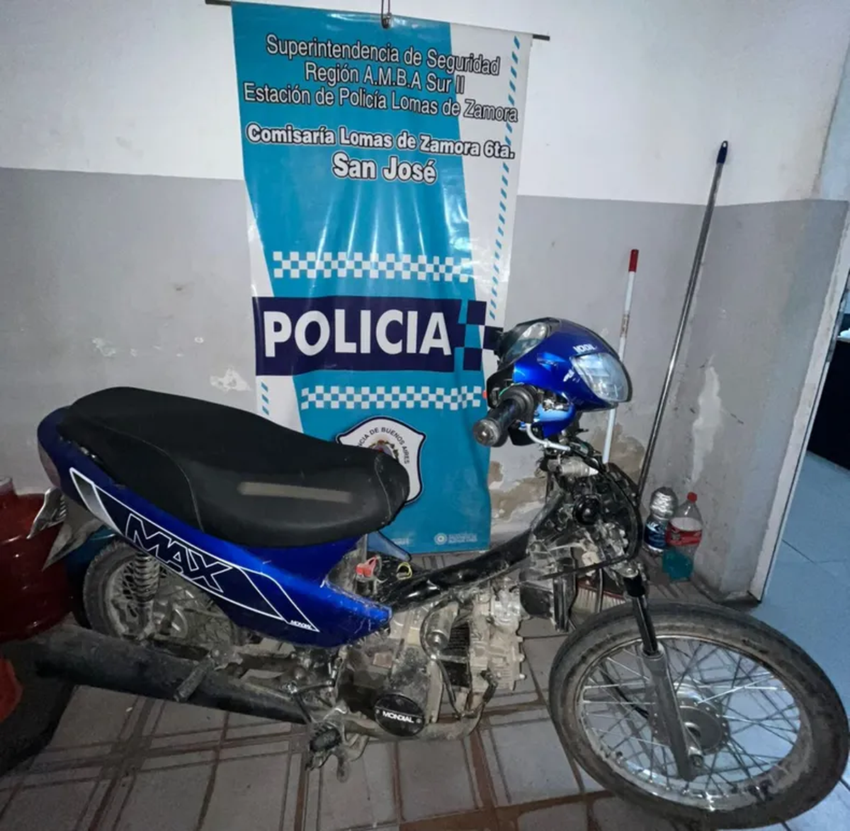 El sospechoso fue detenido en San José tras un operativo policial y quedó a disposición de la Justicia. El sospechoso fue detenido en San José tras un operativo policial y quedó a disposición de la Justicia.