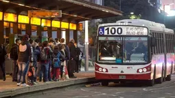 se viene un nuevo aumento de tarifa en colectivos y afectara al conurbano