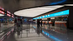 por la adhesion al paro de los gremios aeronauticos, se cancelan y reprograman vuelos