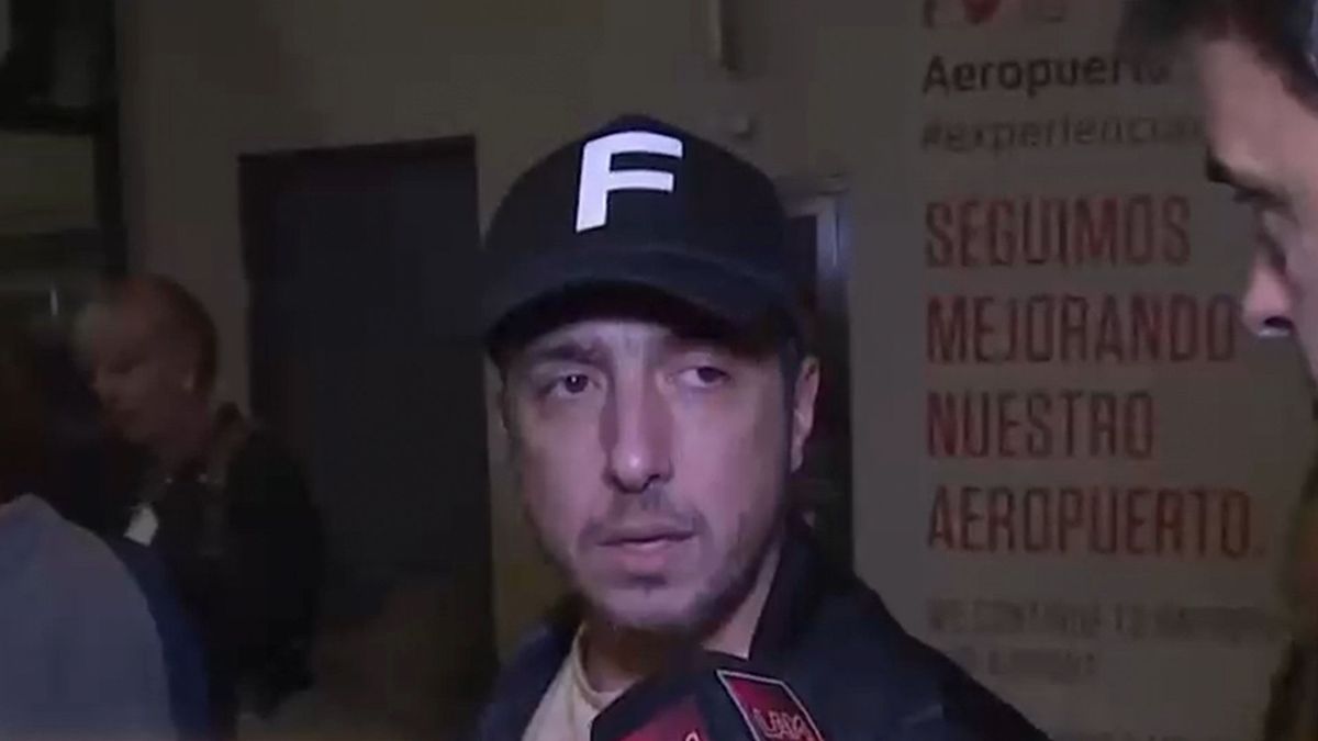 Jey Mammón Abandonó El País Así Se Fue Desde Ezeiza