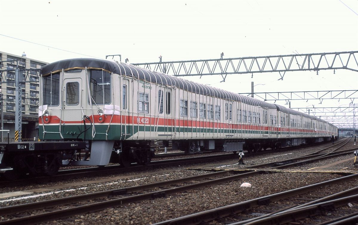 La llegada de los primeros trenes Toshiba al Tren Roca. (Fotos: @AmbaTransporte) La llegada de los primeros trenes Toshiba al Tren Roca. (Fotos: @AmbaTransporte)