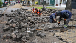 lomas de zamora: recuperaron 50 cuadras de calles adoquinadas
