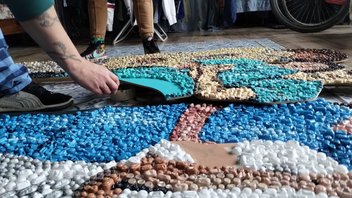 Muestra homenaje a Charly García