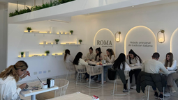 roma, helados y cafe: la franquicia que llego a canning con una propuesta artesanal
