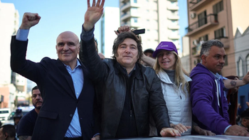 Así fue la caravana de campaña de Javier Milei en Lomas que terminó con incidentes