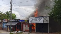un feroz incendio destruyo una pizzeria en don orione