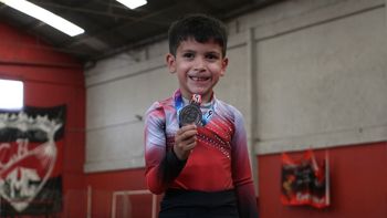 Conmovedor: el patinador más chico del CAMG sorprendió a todos en Gualeguaychú