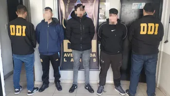 Detuvieron a tres delincuentes que realizaron un raíd de entraderas en una hora por la zona sur