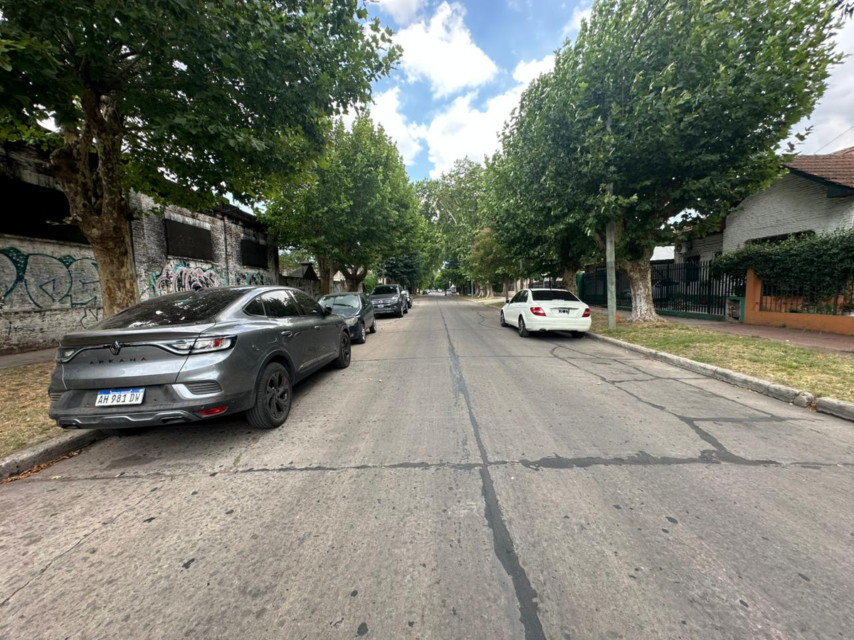 No se podr&aacute; estacionar sobre el centro de Jos&eacute; M&aacute;rmol.