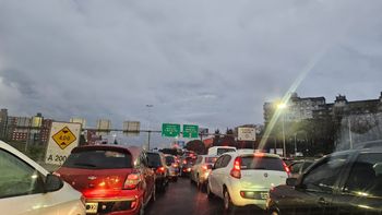 Caos total en la Riccheri y demoras en el tránsito en la región tras las lluvias