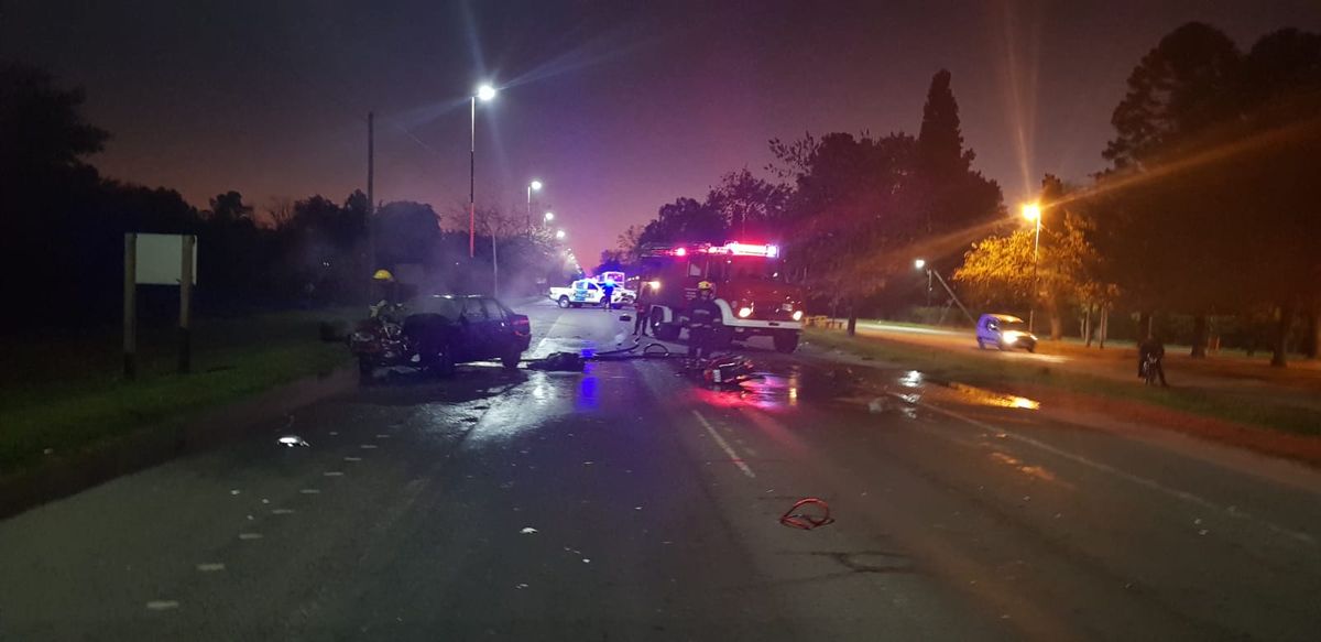 Accidente fatal en Ezeiza: murió un joven de 22 años y el conductor escapó a pie