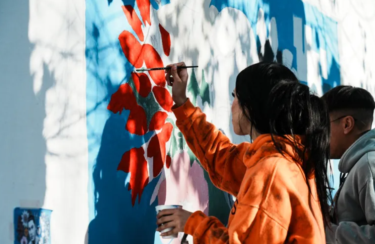 El mural fue realizado por jóvenes de Budge en el marco del programa El mural fue realizado por jóvenes de Budge en el marco del programa