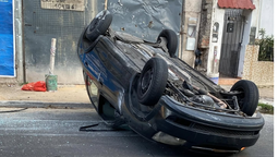 choque y vuelco en lanus: un herido