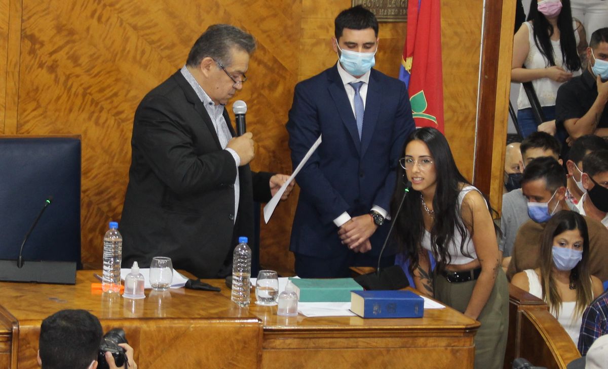 Jura de la concejala Victoria López, del Frente de Todos.