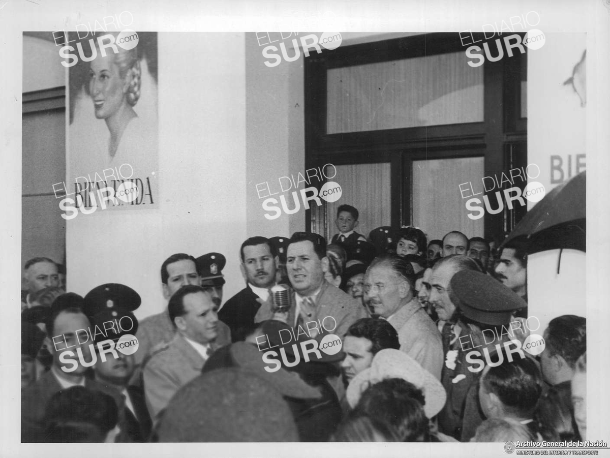 La inauguración del Hospital de San Vicente con Perón y Eva en 1949